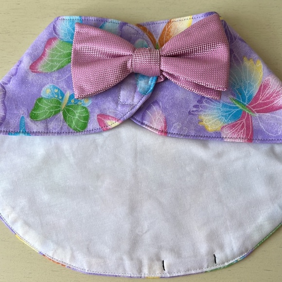 Designer Dog Capes with Bowties - Picture 5 of 8